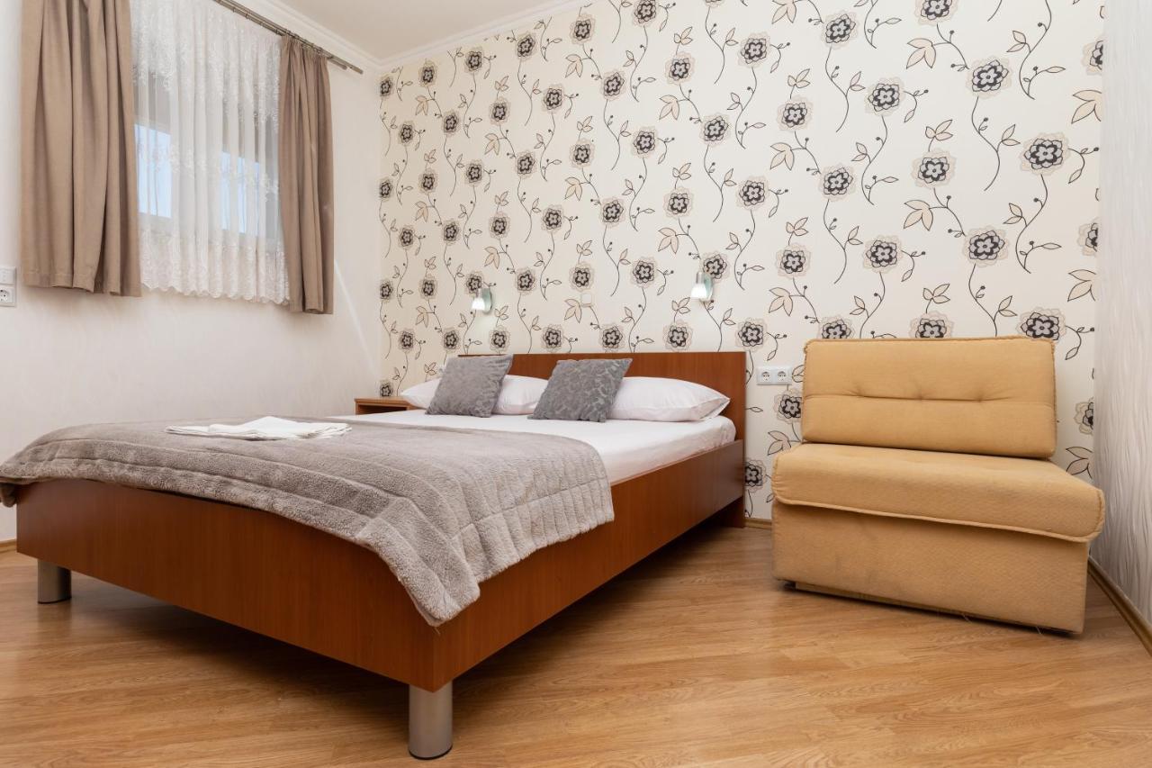 Apartment Duce 5973B 奥米什 外观 照片