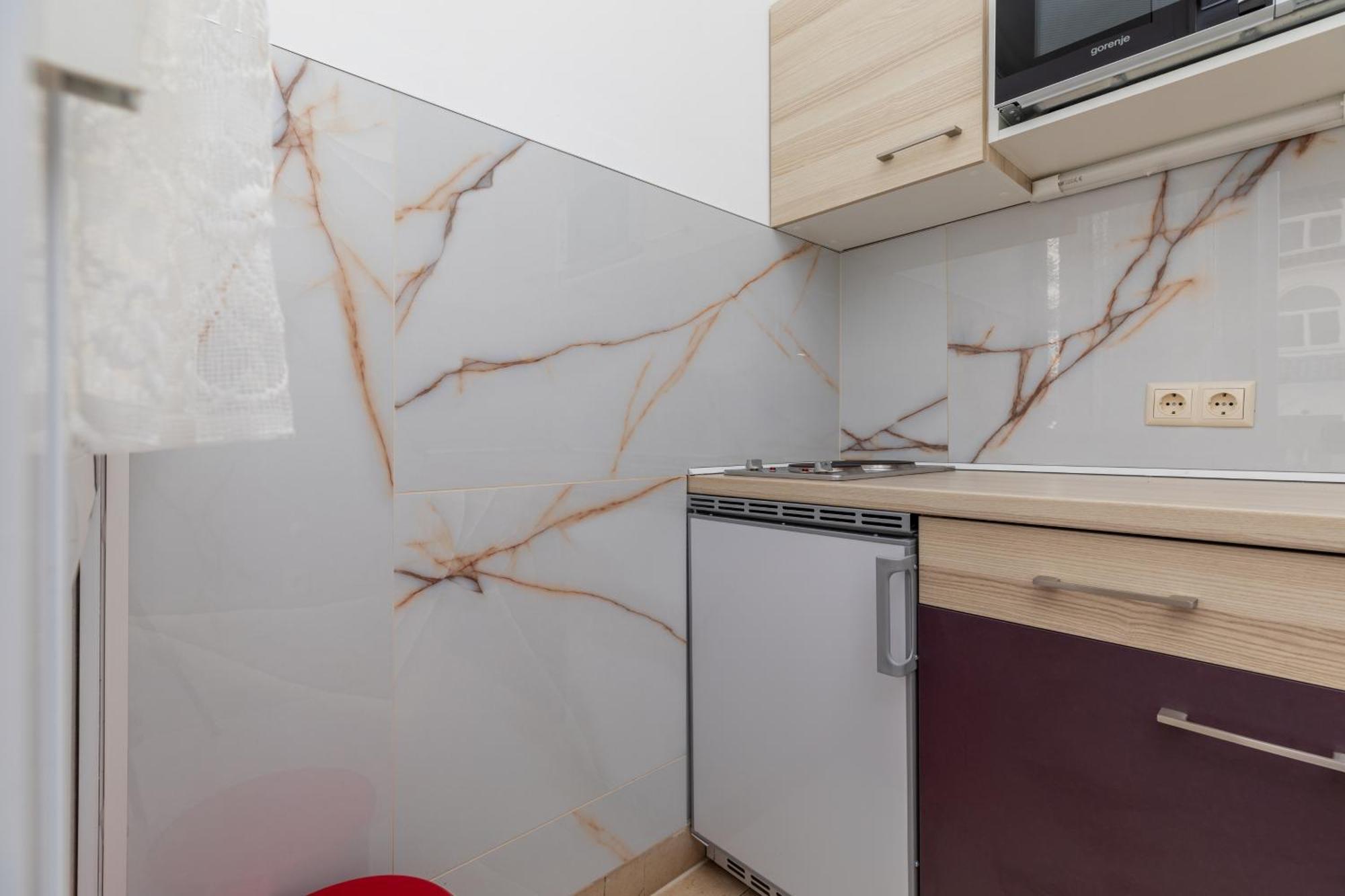 Apartment Duce 5973B 奥米什 外观 照片